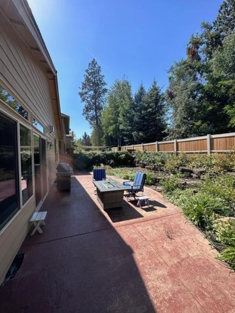 Sunny Days 30 Day Minimum Home Bend Bagian luar foto